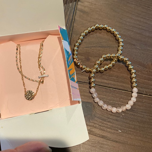 lily sky Jewelry - Lily Sky Gold Bracelet Set